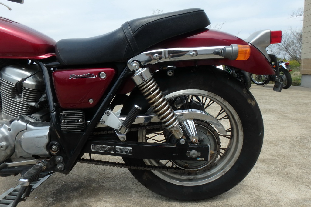 Купить мотоцикл Honda VRX400 Roadster 1995 фото 16